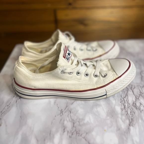 Converse Shoes - Converse All Star classic sneakers mens 6/ woman's 8 - unisex red white and blue